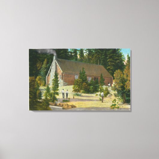 MaineView of a Log Cabin in the Maine Bossen Canvas Afdruk (Voorkant)