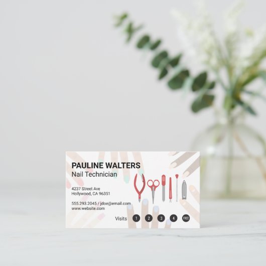 Mains manucurées | Cartes de fidélité (Debout devant)