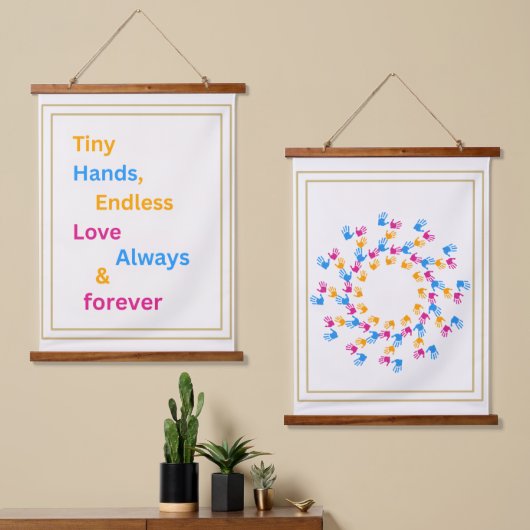 Mains minuscules Amour infini – Art mural d'emprei (Asymétrique)