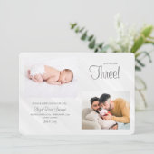 Maintenant, Nous Sommes Trois Faire-part de naissa (Debout devant)