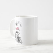 Mais la première tasse de café (Devant gauche)