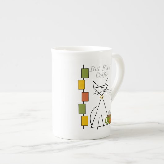 Mais la première tasse de café (Devant droit)