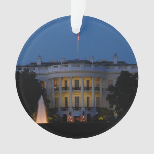 Maison Blanche de Noël à la nuit à Washington DC (devant)