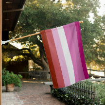 Drapeau de fierté lesbienne au rouge à lèvres et l