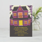 Maison hantée violet Invitation fête d'anniversair (Debout devant)