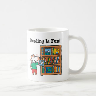 Maisy en boekenplank koffiemok
