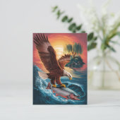 Majestic Eagle stijgt over een glinsterende vis Briefkaart (Staand voorkant)