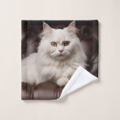 Majestic white cat (Gant de toilette)