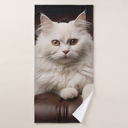 Majestic white cat (Serviette de bain)
