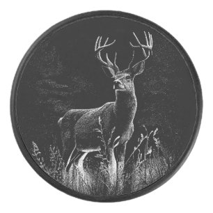 Majestueus hert in de wildernis - Black & White Ar Hockey Puck
