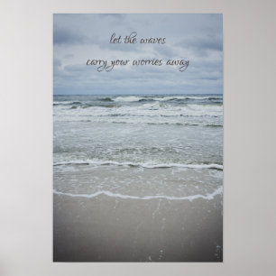 Majestueus zee met golven onder stormachtige lucht poster