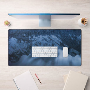 Majestueuze berg Mangart reflectie Fusine meer Bureaumat