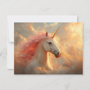 Majestueuze eenhoorn in de wolken van de zonsonder briefkaart