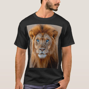 Majestueuze mannelijke leeuw met gloeiende blauwe t-shirt