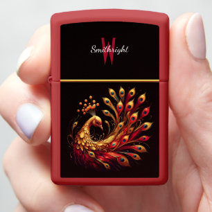 Majestueuze rode en gouden Peacock