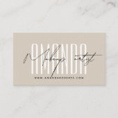 Make-up artiest moderne typografie script beige visitekaartje (Voorkant)