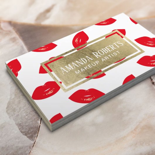 Make-up Artiest Red Lips Gold Label Beauty Salon