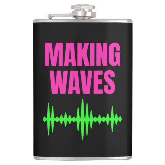 Maken Waves - Geluidgolven - Muziekproducent Heupfles