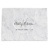 Makeup monogram wit marmer script typografie groot cadeauzakje (Voorkant)