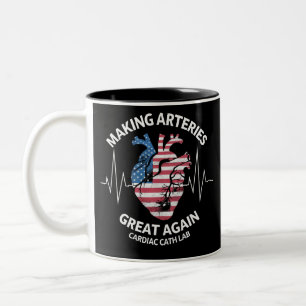 Making Arteries Great Again Hartkatheterisatielab  Tweekleurige Koffiemok