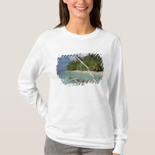 Maldiven, North Male Atoll, Island of Kuda T-shirt