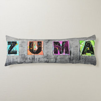 Malibu Gem Body Pillow met Zuma Sign Lichaamskussen