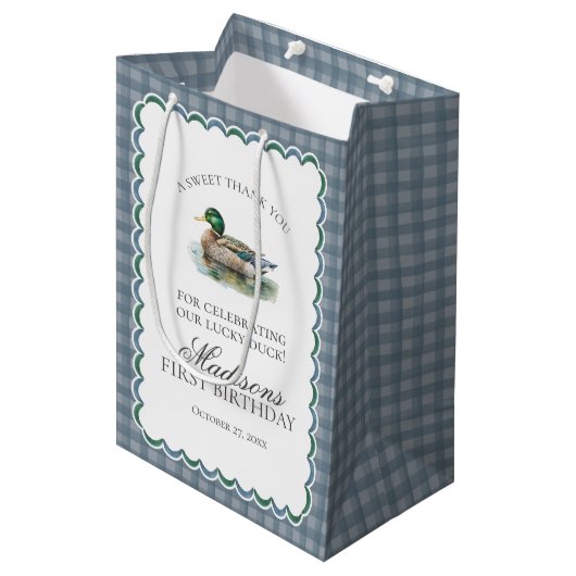 Mallard Duck Hunting Gingham Boy Birthday Favors Medium Cadeauzakje (Voorkant Gekanteld)