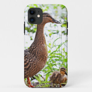 Mallard & Ducklings by Shirley Taylor iPhone 11 Hoesje