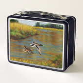 Mallard Ducks vliegen over de hond (Achterkant)