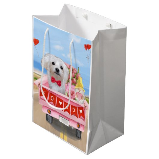 Maltese Dog Valentijnsdag Truck Medium Cadeauzakje (Voorkant Gekanteld)