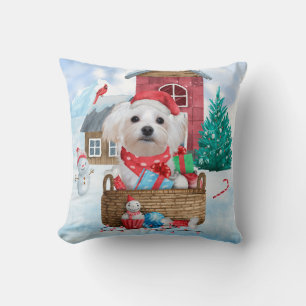 Maltese hond op sneeuwkerstmis kussen