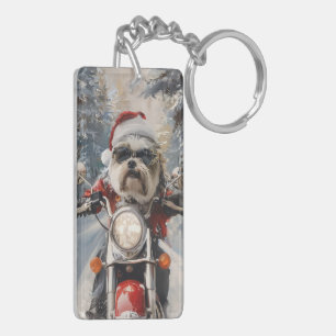 Malti Tzu-hond rijdt op motorfiets met Kerstmis Sleutelhanger