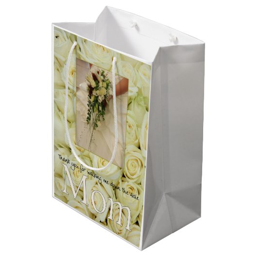 Mam Bedankt voor het aflopen van Aisle Medium Cadeauzakje (Achterkant Gekanteld)