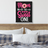 Mam van de Sweet One Sprinkst Donut Canvas Afdruk (Insitu (Slaapkamer))