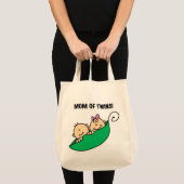 Mam van Twins-Peas in een pod-shirt en cadeaus Tote Bag (Voorkant (product))
