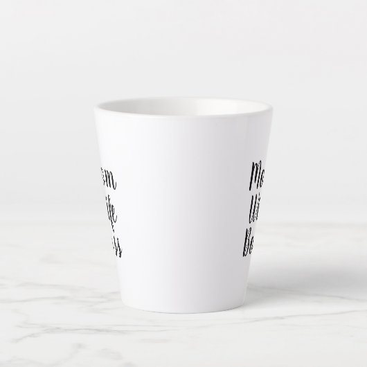 Mam vrouw baas zwarte witte tekst aangepast script latte mok (Voorkant)