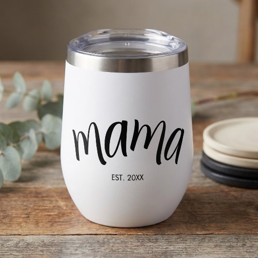 Mama a créé une année blanche chic