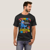 Mama van de Verjaardagsjongen T Shirt Dinosaurus R (Voorkant volledig)
