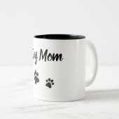 Maman de chien avec la tasse d'empreintes de (Devant droit)