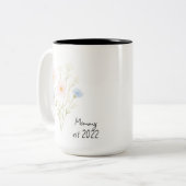 Maman Est Personnalisée. Mug avec Fleur sauvage Pa (Devant gauche)