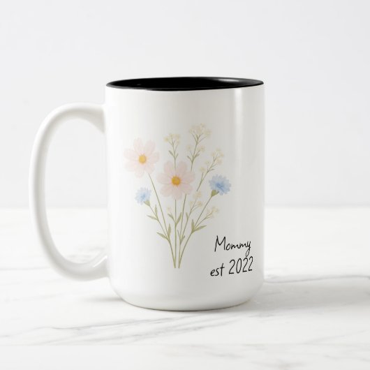 Maman Est Personnalisée. Mug avec Fleur sauvage Pa (Gauche)