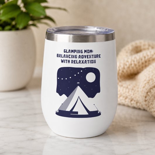 Maman Glamping Équilibrant Aventure et Détente