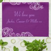 Maman nous t'aimons serviette de cuisine pourpre (Plié)