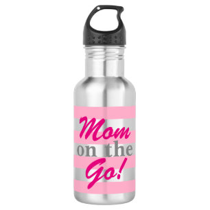 Maman sur la bouteille d'eau d'aller