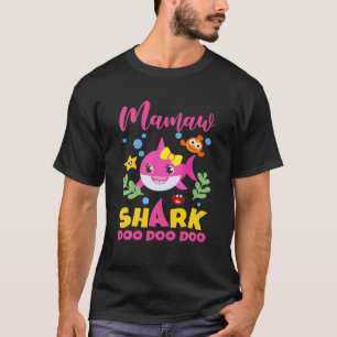 Mamaw Shark Gift Cute Baby Shark Family Matching T-shirt