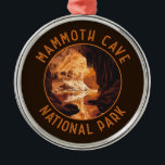 Mammoth Cave National Park Retro Distressed Circle<br><div class="desc">Design d'illustration vectorielle Mammoth Cave. Le parc est situé dans le centre-ouest du Kentucky,  et comprend des parties de la Grotte Mammoth,  le plus long système de grottes connu dans le monde.</div>
