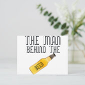 Man achter de bier briefkaart (Staand voorkant)