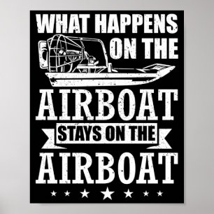 Man boot rijder luchtboot varen luchtboot rijden b poster