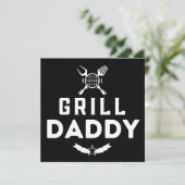 Man Grill Daddy BBQ en roken voor Vaderdag Feestdagenkaart (Staand voorkant)