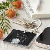 Man Holding Horse Dark AcrylSleutelhanger Sleutelhanger (Voorkant Rechts)